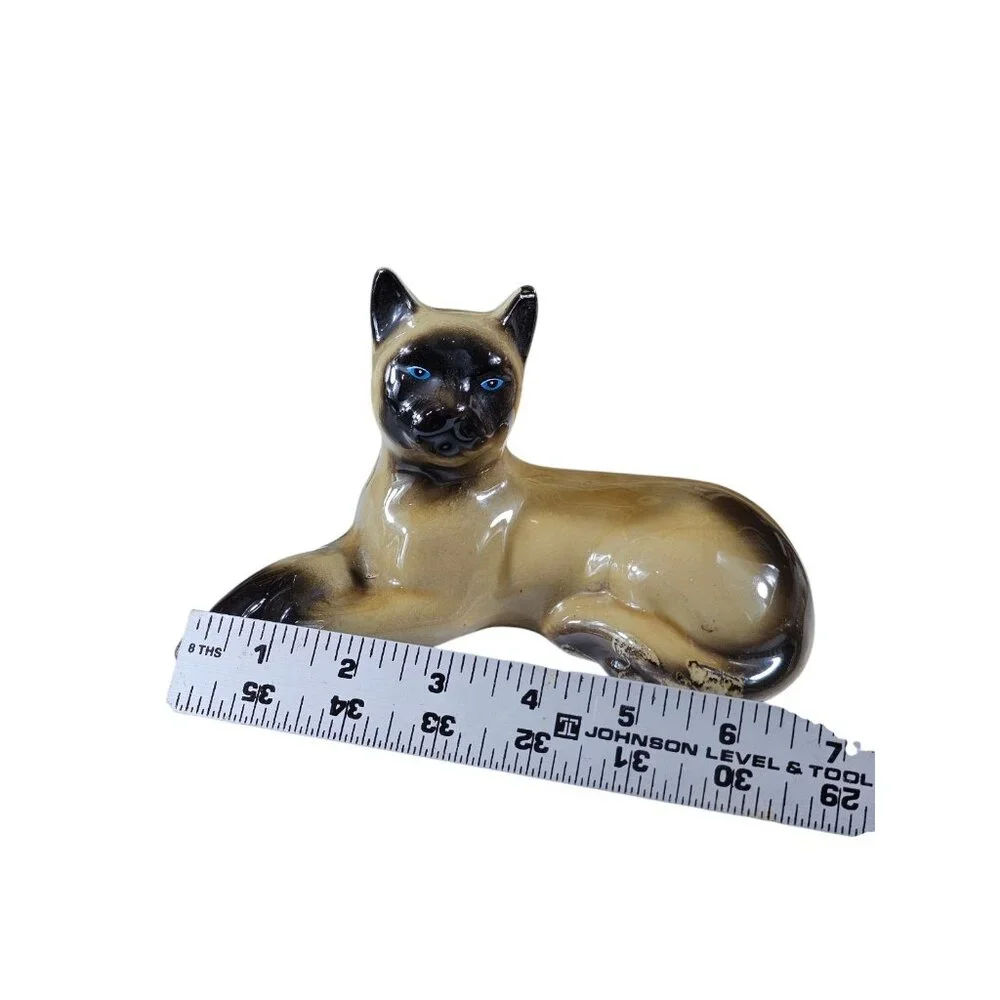 Vintage Handcrafted Collectible Ceramic Siamese Cat Figurine Reclining Brazil - Picture 13 of 13